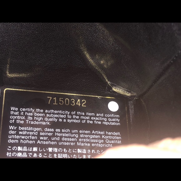 Chanel medium bag - Picture 9 of 11